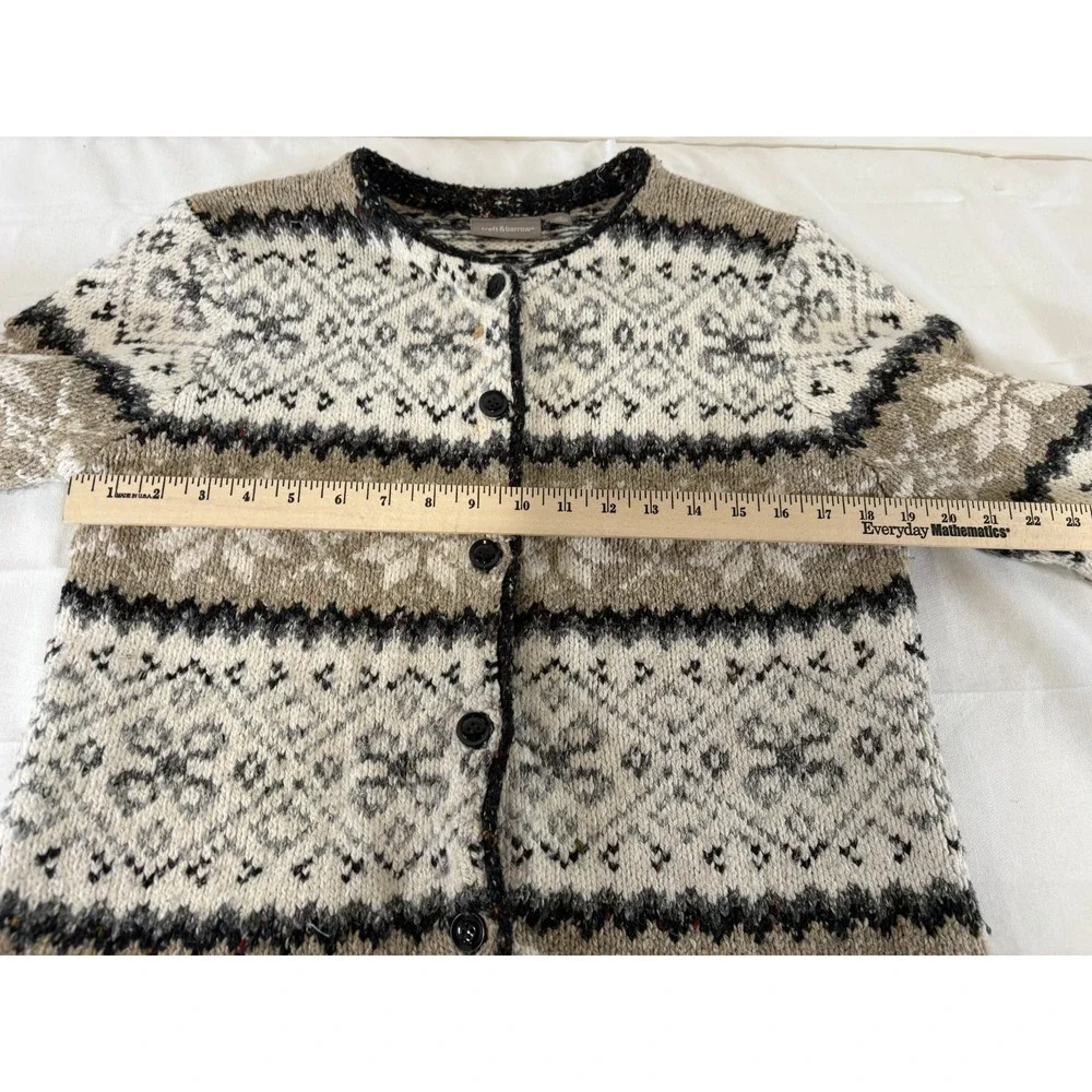 Croft & Barrow Women's Vintage Button Up Sweater Brown White Pattern Striped Med